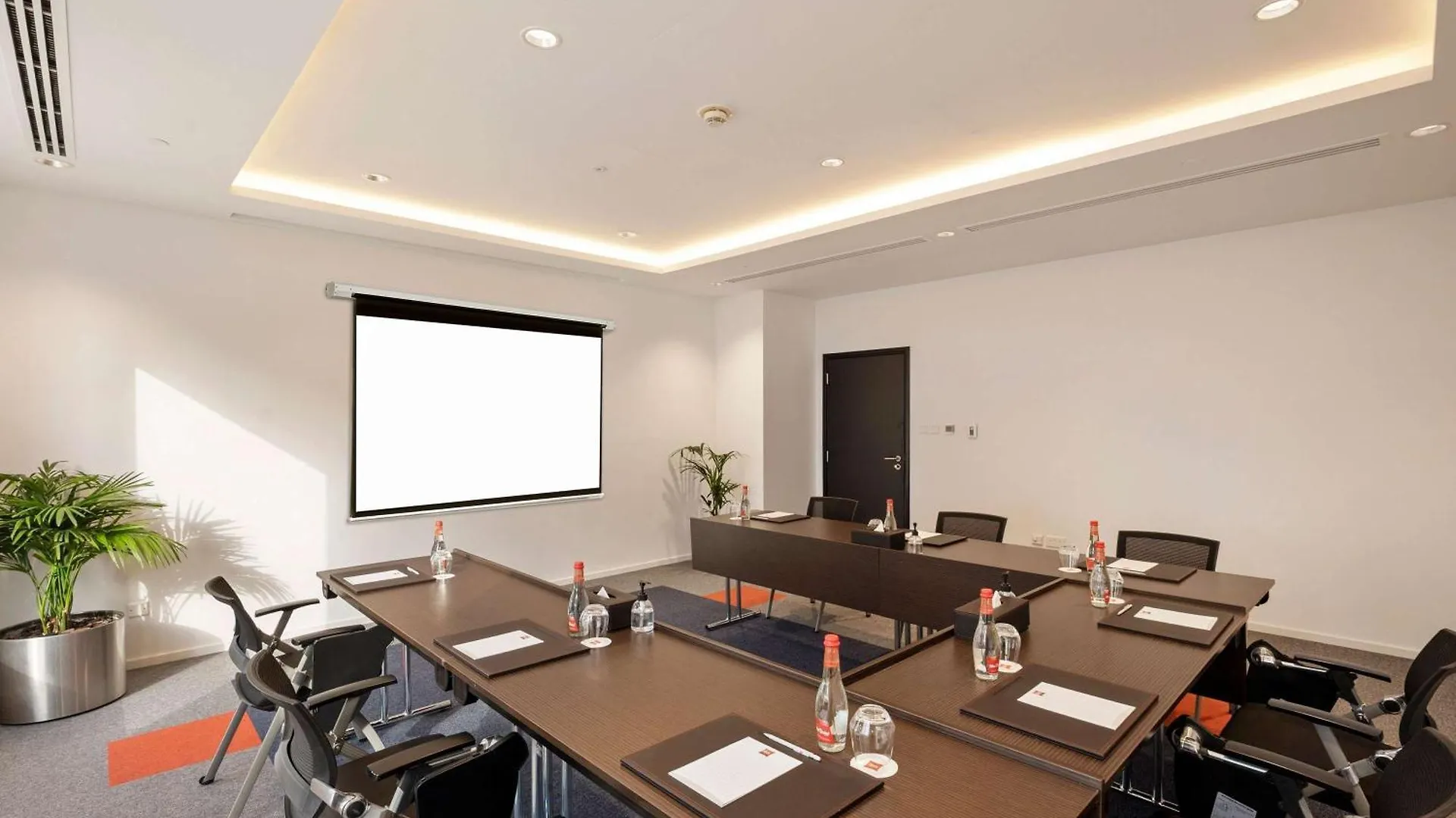 Hotel Ibis World Trade Centre Dubai