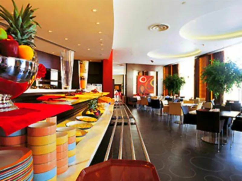 Hotel Ibis World Trade Centre Dubai