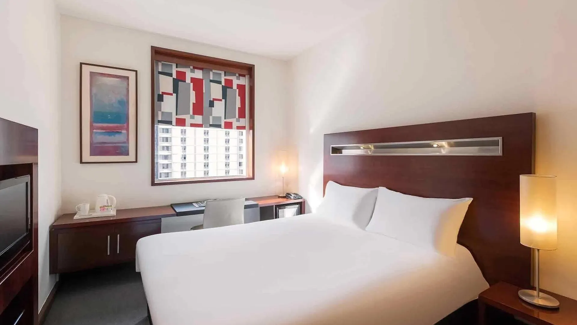 Hotel Ibis World Trade Centre Dubai 3*,